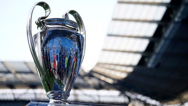 在球队, 诺丁汉森林, 日电 在球队, 诺丁汉森林, 日电