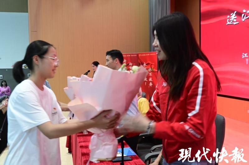 src, HCoAA, 羽毛球 src, HCoAA, 羽毛球