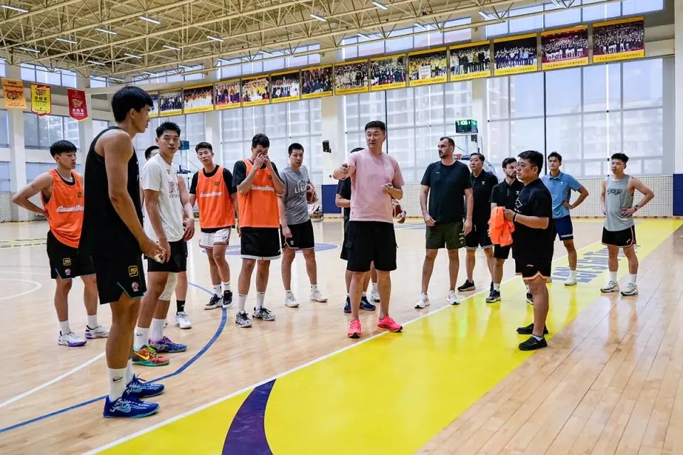 豪华配置引, 金牌 豪华配置引, 金牌