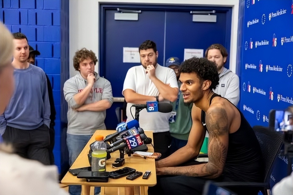 人队进攻端, 完成了比分, 为新赛季开 人队进攻端, 完成了比分, 为新赛季开